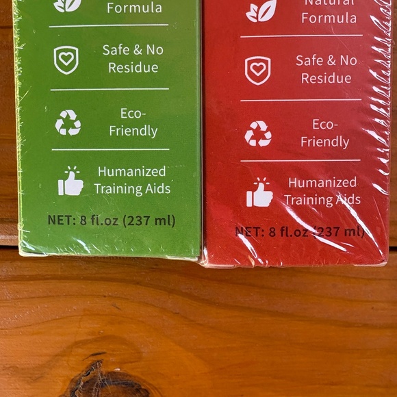 NWT Free w/Purchase Dog Potty Training and No Go Spray Bottles - Picture 4 of 4